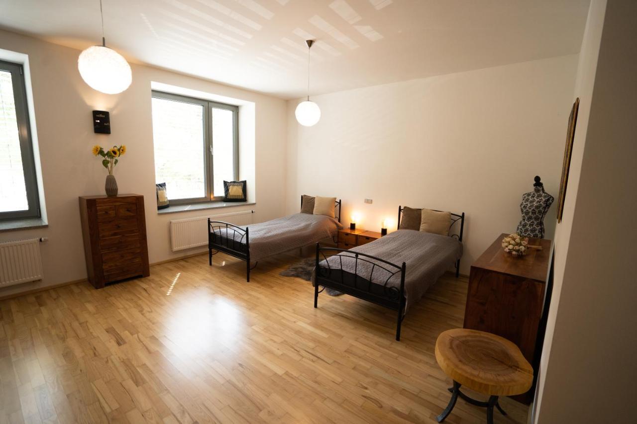 Black Field Apartment Brünn  Kültér fotó